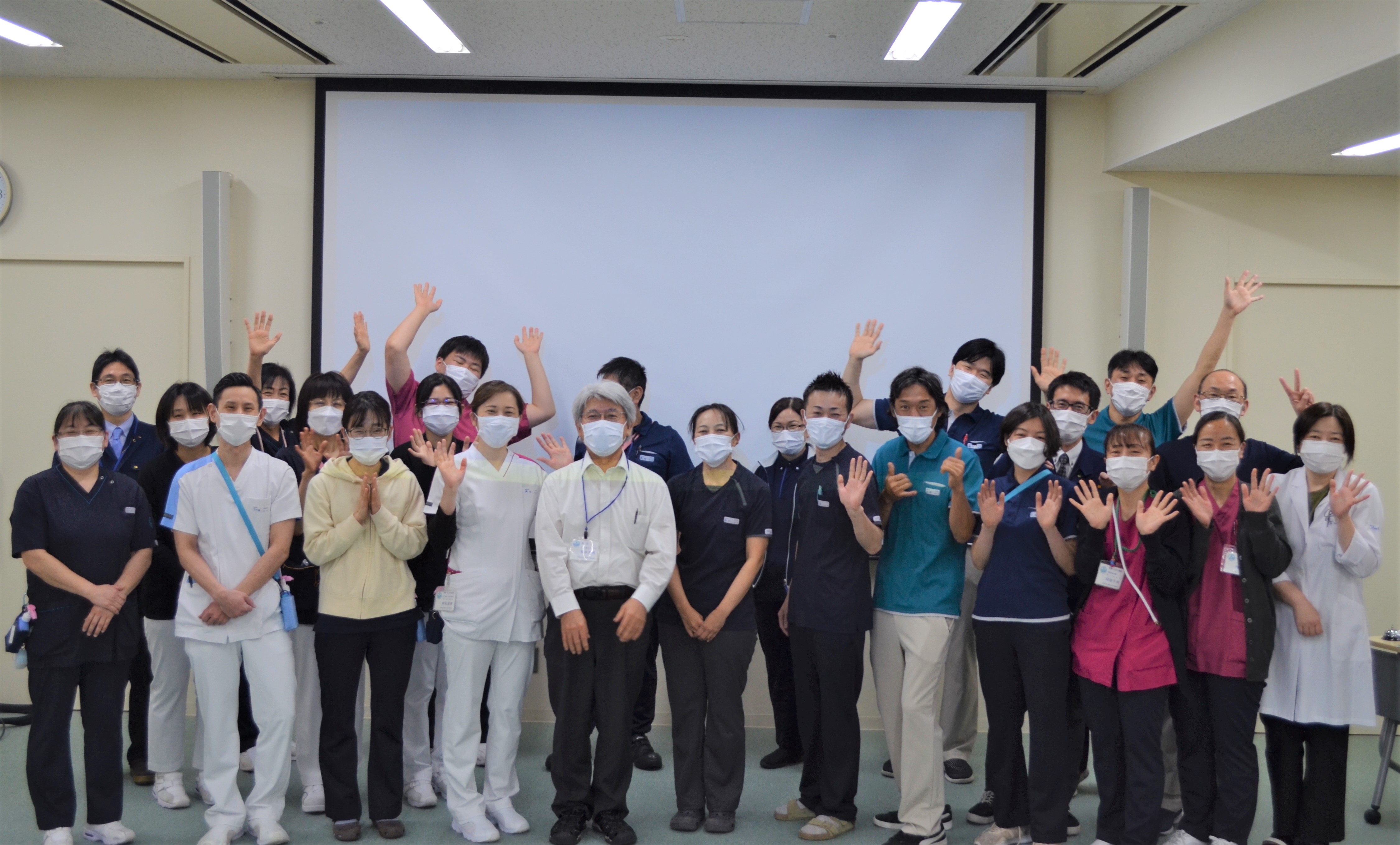 院内研究発表会・実践報告会が開催されました