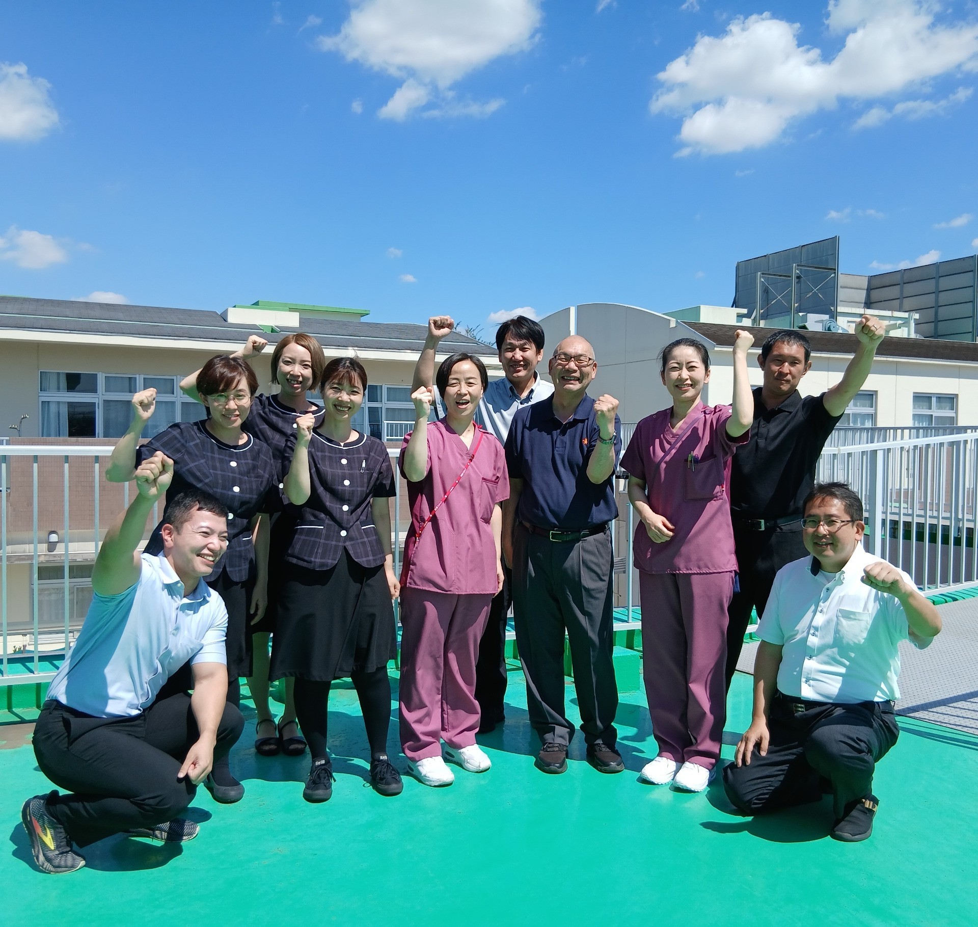 連続猛暑日にも負ケズ……